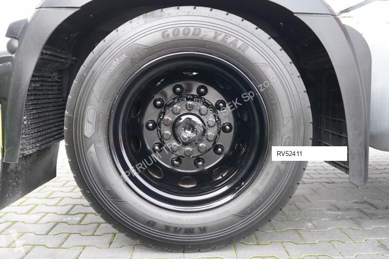 Тягач Mercedes ACTROS 1845