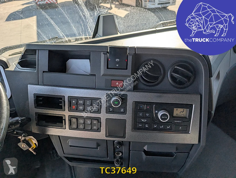Traktor Renault T 520