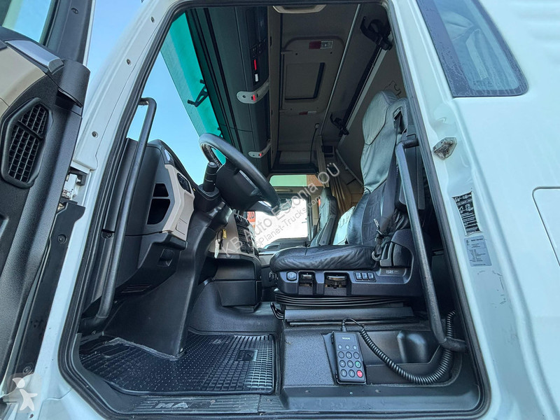 Cabeza tractora MAN 28.500 6x2 XXL CAB /...
