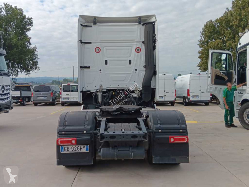 Trattore Stradale Mercedes V - 5 1853 LS 4x2