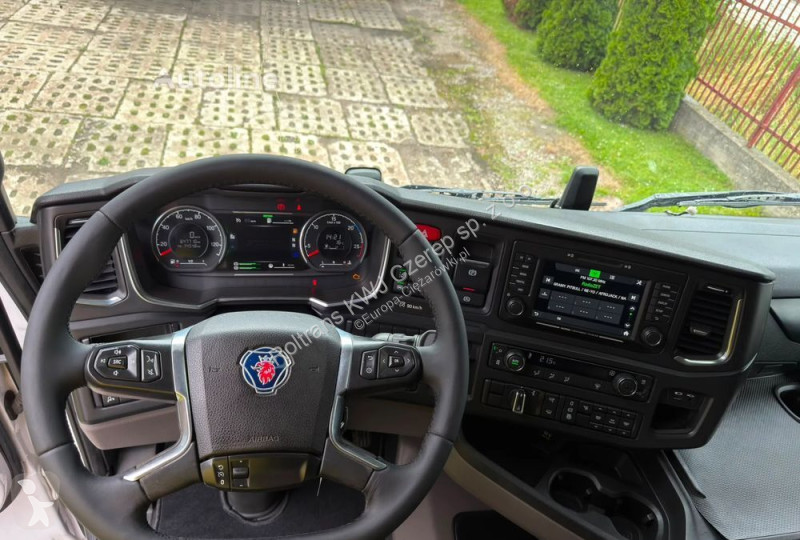 Ciągnik siodłowy Scania R 410