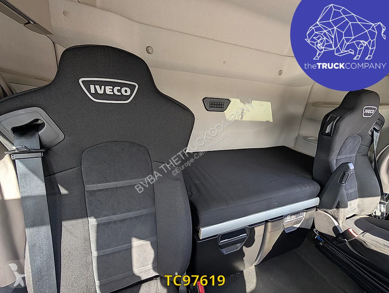 Iveco S-Way 420 tractor unit