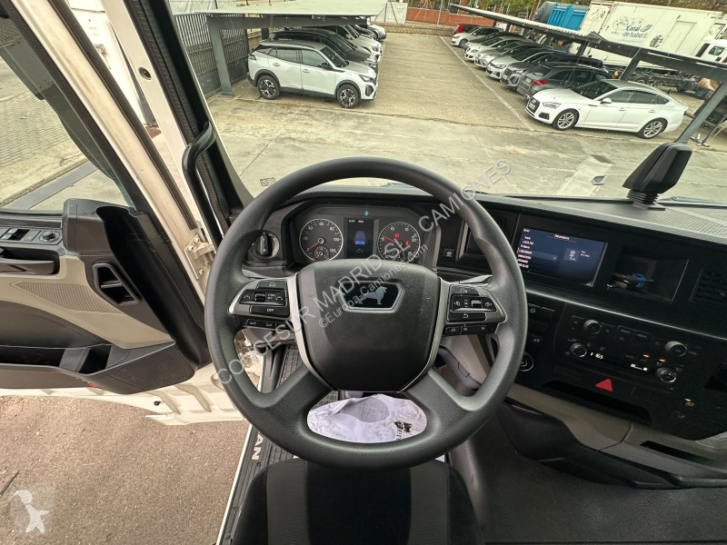 MAN  tractor unit