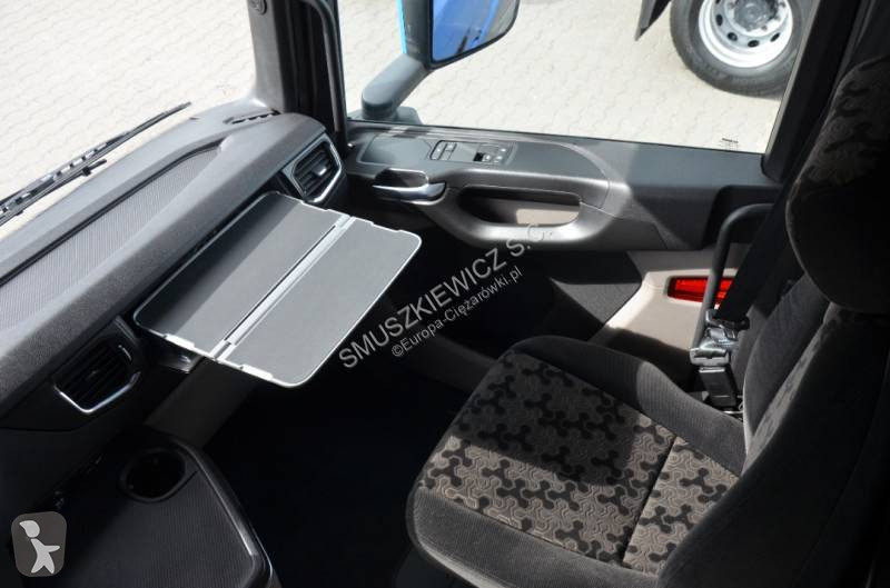 Scania 450 tractor unit