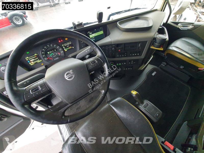 Volvo 750 6X2 Retarder Full-Air 2x Tanks...