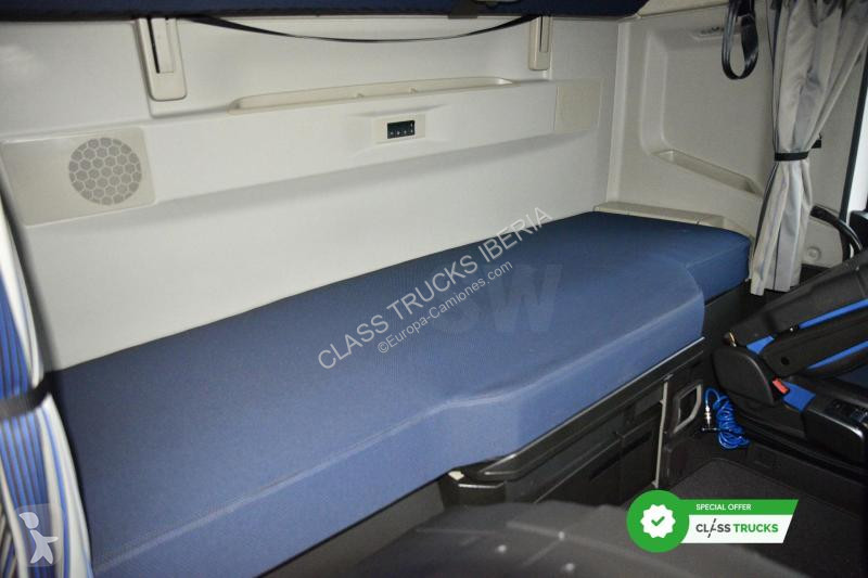 Volvo 500 Globetrotter XL tractor unit