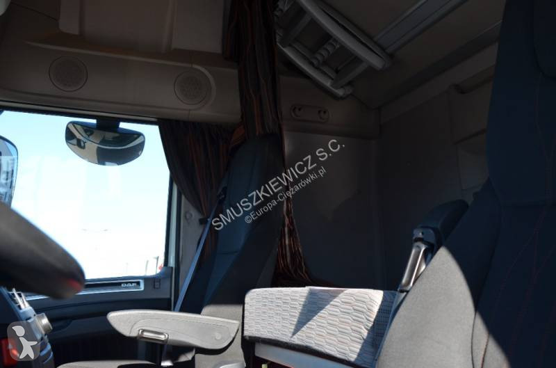 DAF 530 tractor unit