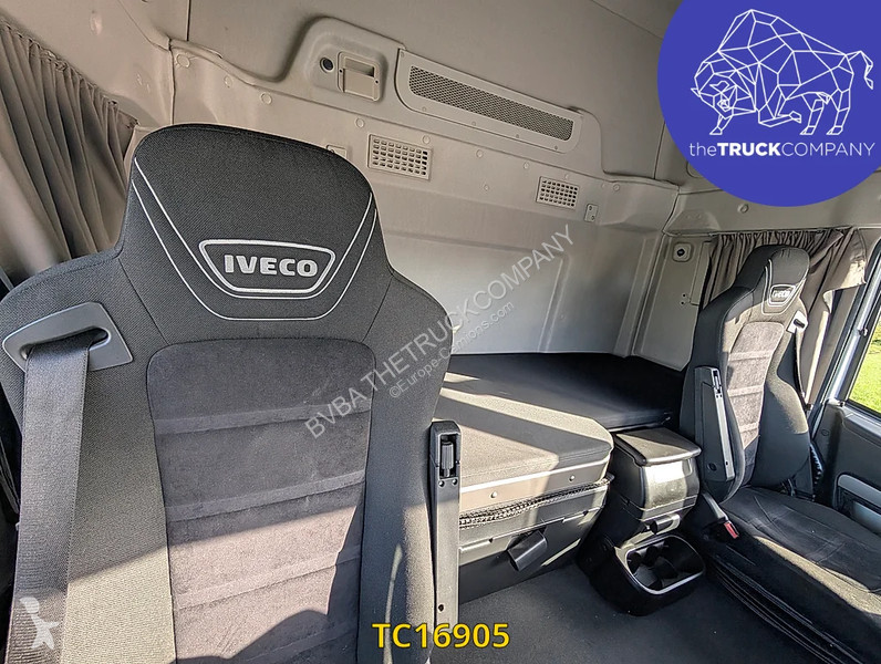 Iveco 400 tractor unit