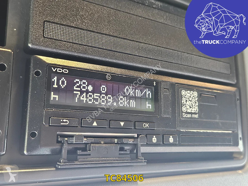 Renault T 520 tractor unit
