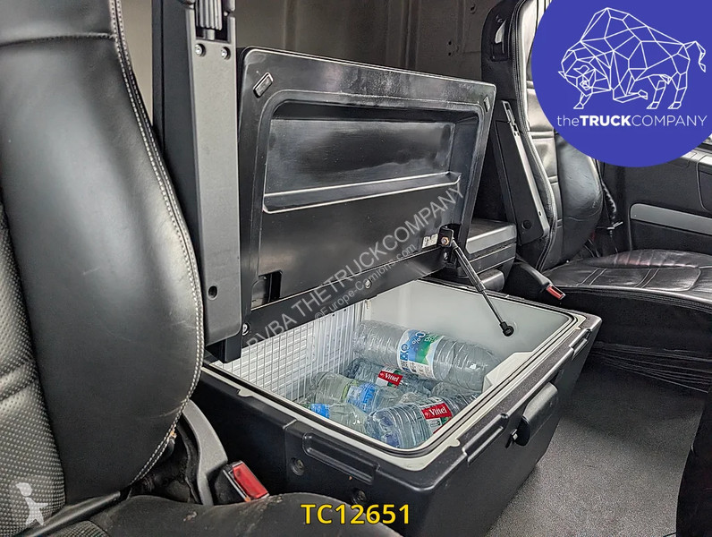 Iveco 570 tractor unit