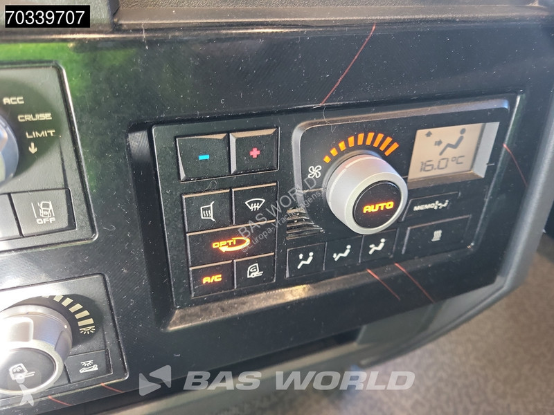Renault T 520 4X2 Hydraulic ACC tractor unit