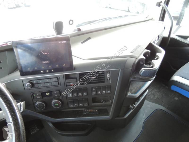 Cabeza tractora Volvo 500 Globetrotter XL