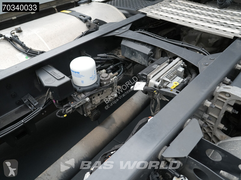 Traktor Volvo FH 460 4X2 XL APK 01-2028 2x...