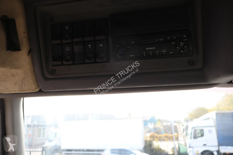Traktor Renault * MANUAL * 4X2 * HYDRAULIC *