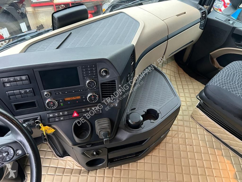 Tractor Mercedes Arocs 3363 3363