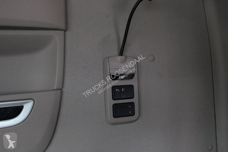 Tahač DAF 106530 + euro 6 + spoiler + top truck...