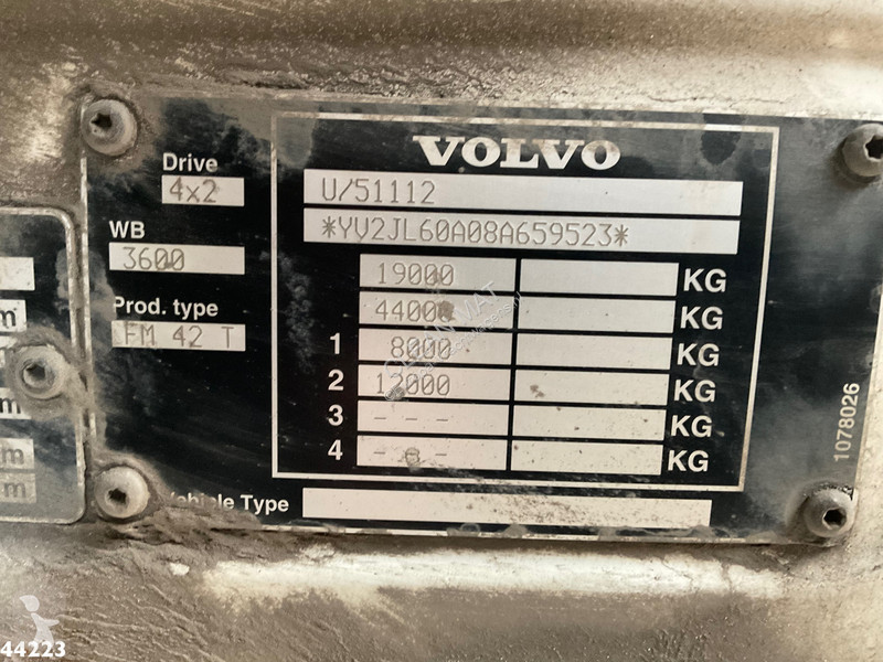 Tractor Volvo FM 340 HMF 12 Tonmeter laadkraan