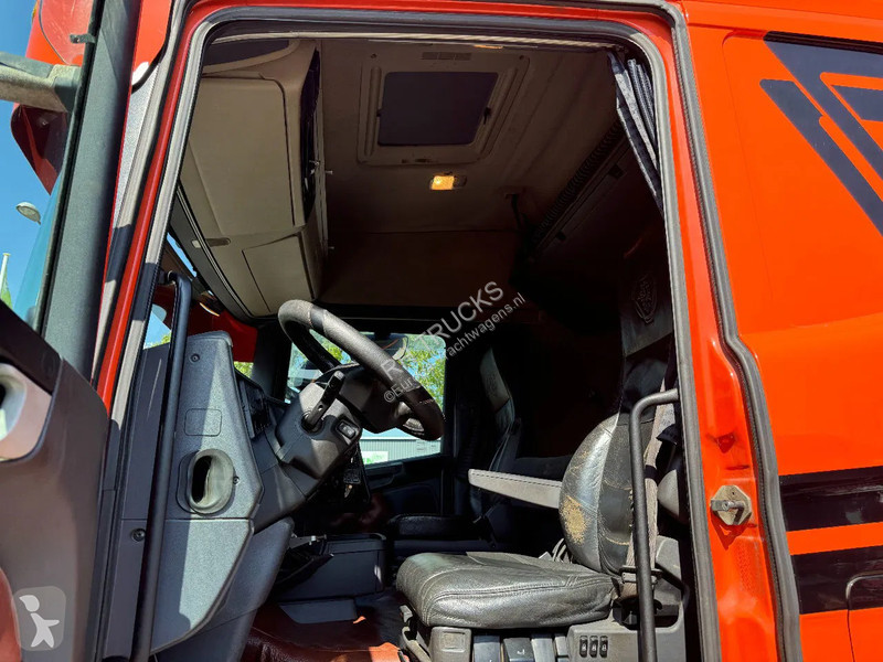 Traktor Scania R560 V8 8X2 + EFFER CRANE 1550...