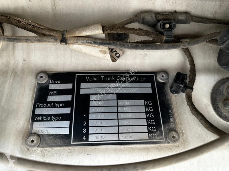 Tahač Volvo 16750 8X4 Tractor-unit Push-pull...