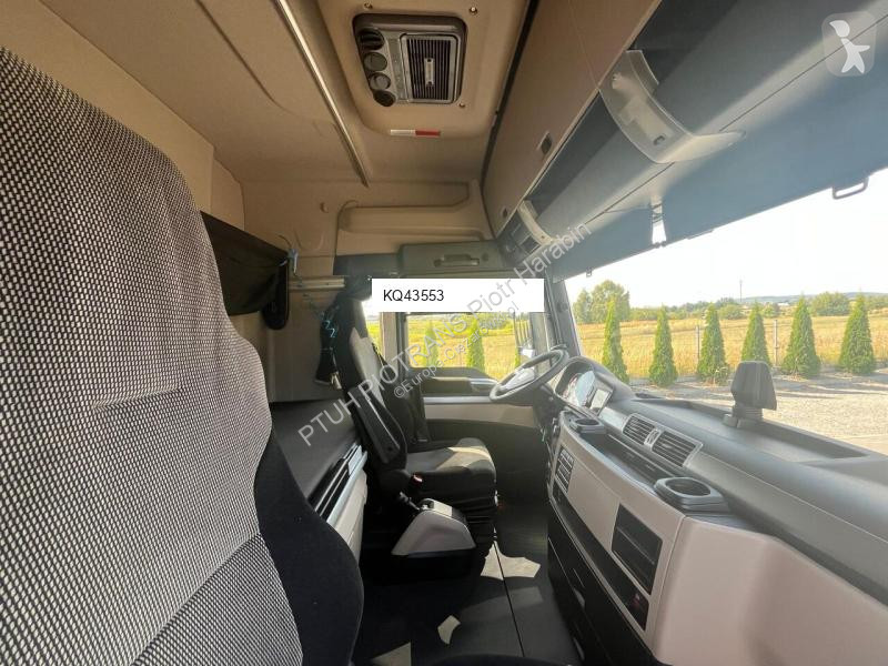 Tahač MAN TGX 18.460 / ADR / RETARDER / NISKI...