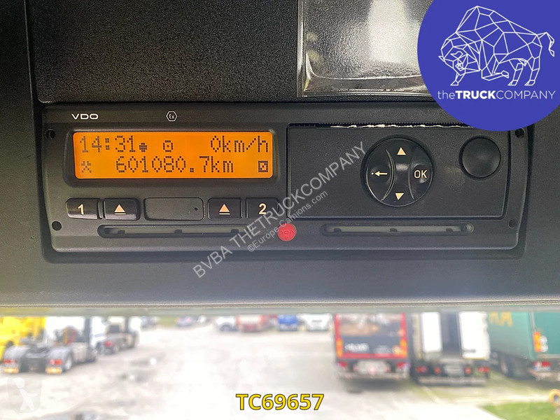Traktor Mercedes 2048