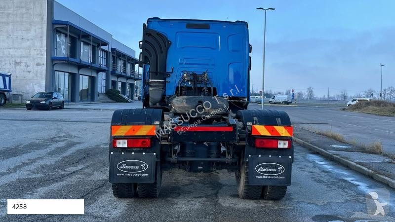 Traktor Renault K 460 4x2