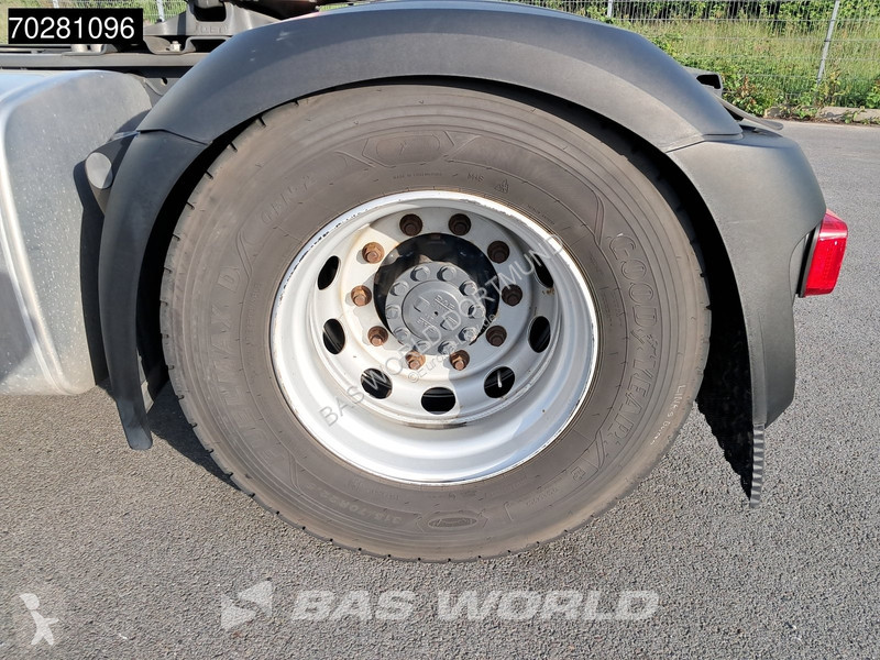 Traktor DAF 530 4X2 Day Cab ACC LED