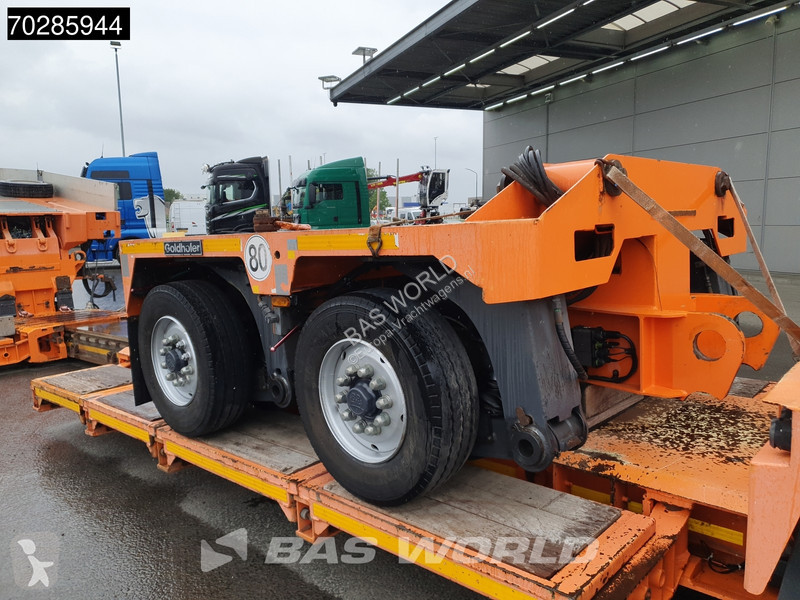 جرار Mercedes 4163 8X4 180T GigaSpace Retarder...