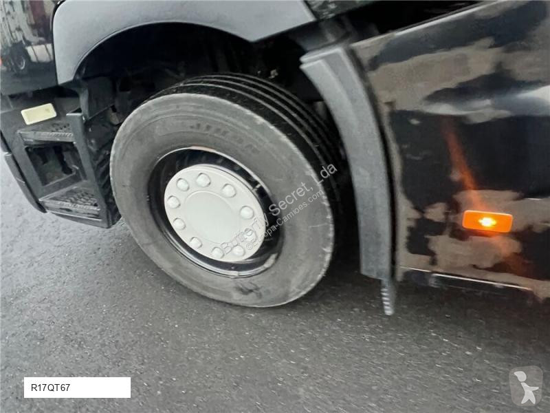 Traktor Renault T 520 HIGHCAB