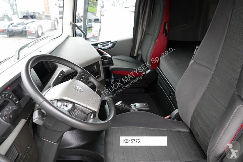 Traktor Volvo