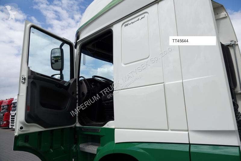 Tractor Volvo XF 480
