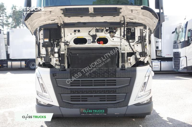 Traktor Volvo 500 Globetrotter XL Varios
