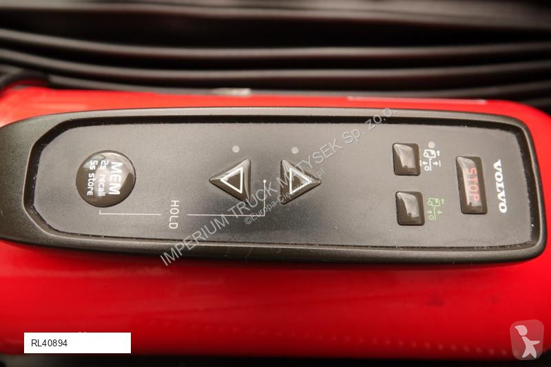 Tractor Volvo 420 / 13 L / PEŁNY ADR / 2017 ROK...