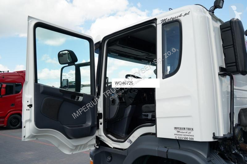 Tracteur Scania P 360 / DZIENNA KABINA