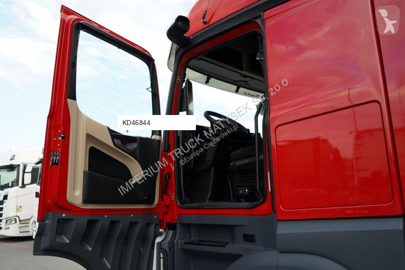 Cap tractor Mercedes ACTROS 1845 MP5