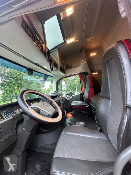Tahač Volvo 500 SZM Globe Kipphydraulik...