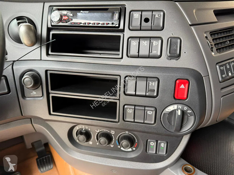 Traktor DAF 440  440 FT Space Cab Special...