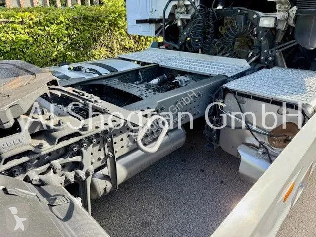 Tahač Mercedes 1845 StreamSpace 2,30 / Retarder...
