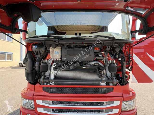 Traktor Scania...