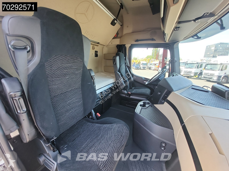 جرار Mercedes 1851 4X2 2xTanks Euro 6