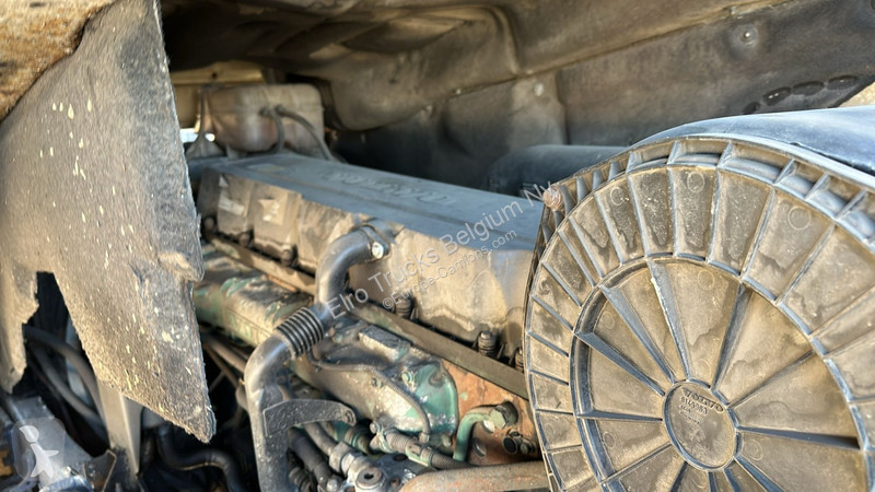 Traktor Volvo 440 (GOOD CONDITION / BONNE ETAT)