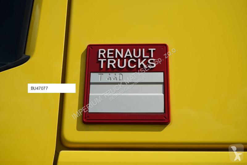 Tahač Renault T 440