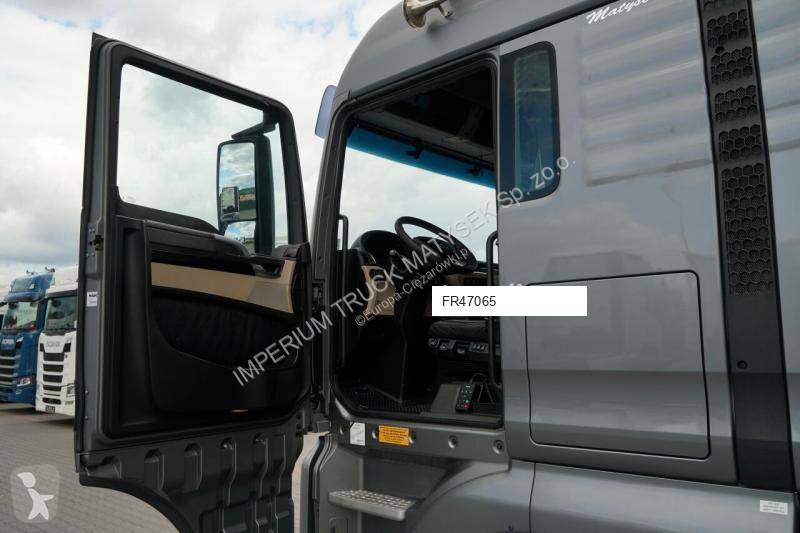 Tahač MAN TGX 18.500 / RETARDER / PEŁNY ADR /...