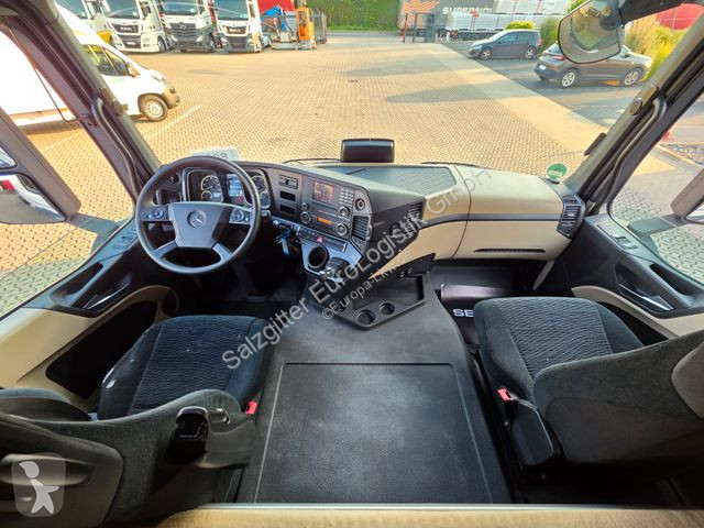 Traktor Mercedes 1843