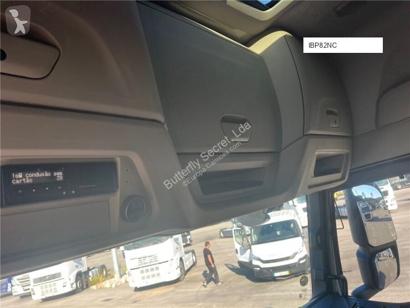 جرار Iveco S-WAY 500