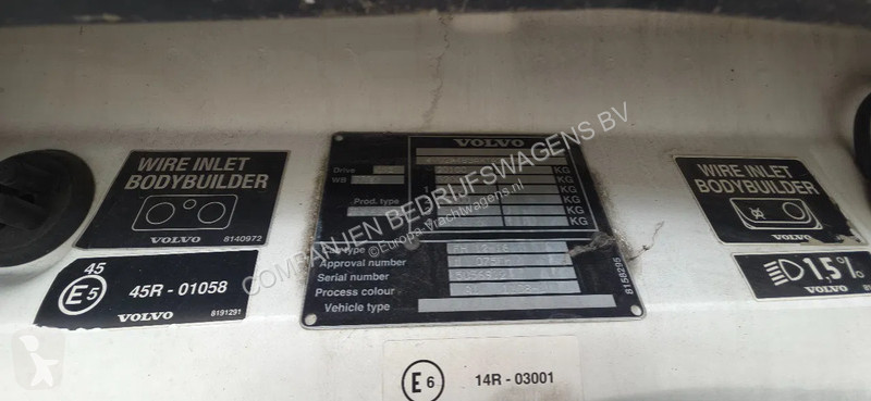 جرار Volvo FH 16 Very beautiful Volvo 520, lots...