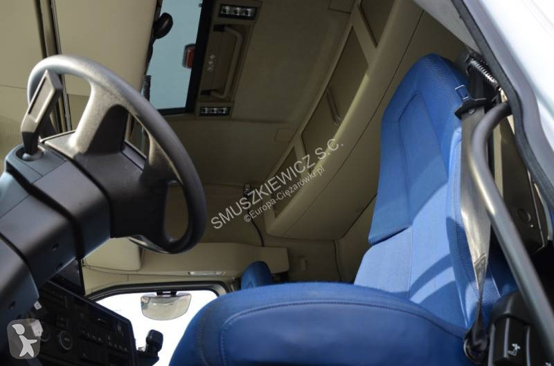 جرار Volvo