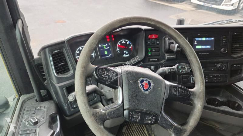 جرار Scania 410 XT