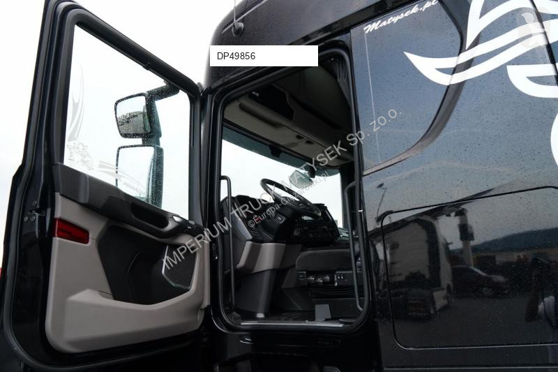 Cap tractor Scania S 500