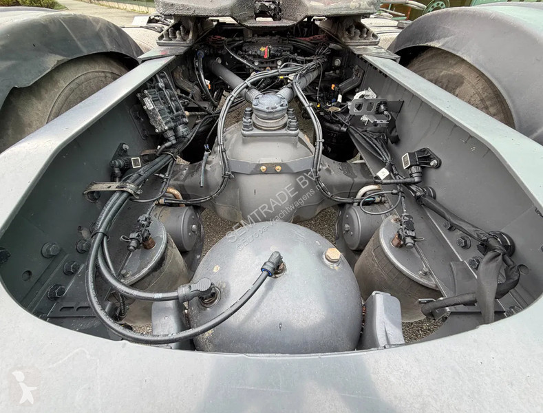 جرار Volvo 13420 FULL AIR 2X TANKS...